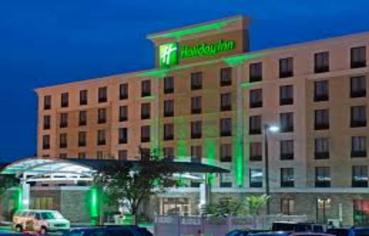 Holiday Inn Harrisburg East, An Ihg Hotel Ngoại thất bức ảnh